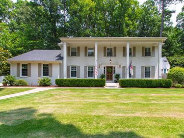 5624 Winthrop Drive, Raleigh, NC 27612