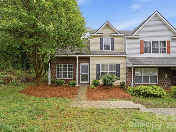 7621 Petrea Lane , Charlotte, NC 28227