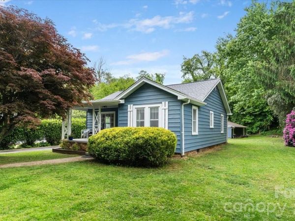 1203 Allens Creek Road , Waynesville, NC 28786