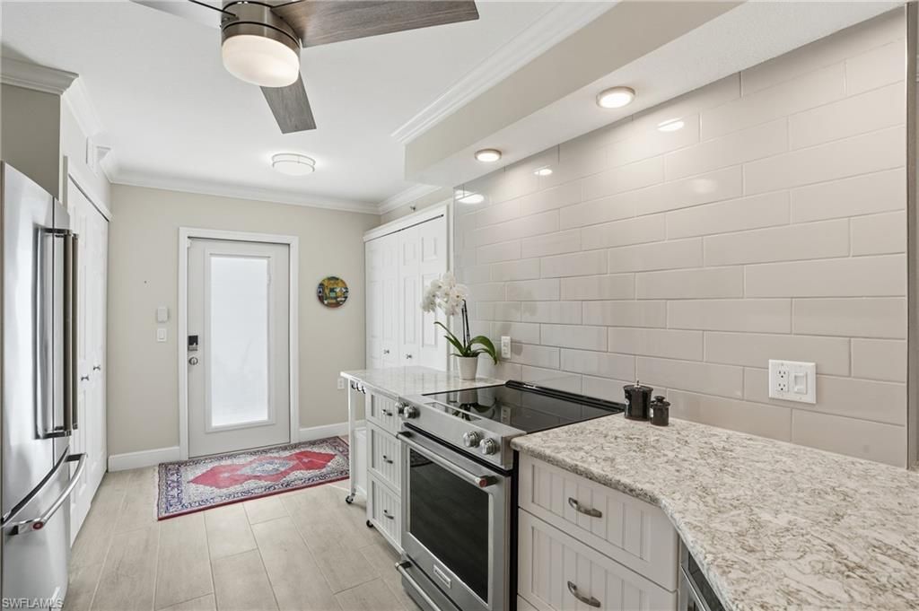 4945 Cougar Ct S, Unit 105, Naples, FL 34109 Photo