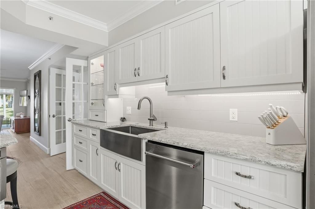 4945 Cougar Ct S, Unit 105, Naples, FL 34109 Photo