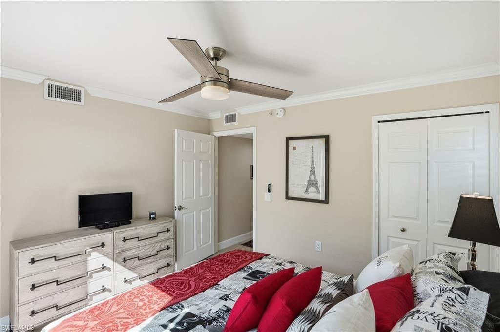4945 Cougar Ct S, Unit 105, Naples, FL 34109 Photo
