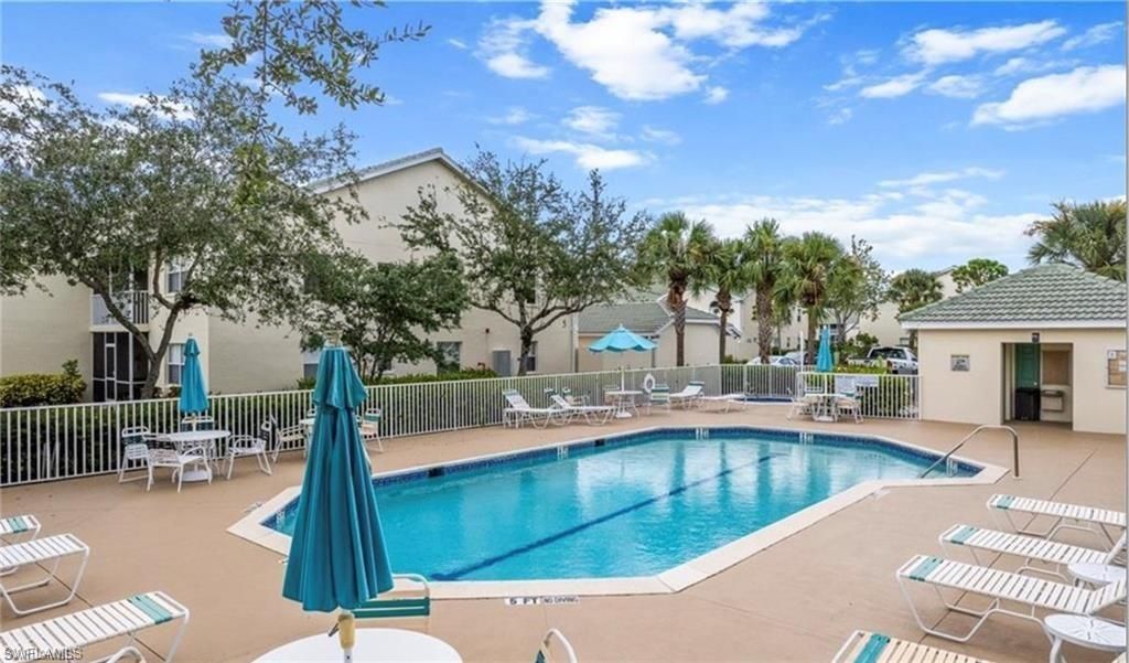 4945 Cougar Ct S, Unit 105, Naples, FL 34109 Photo