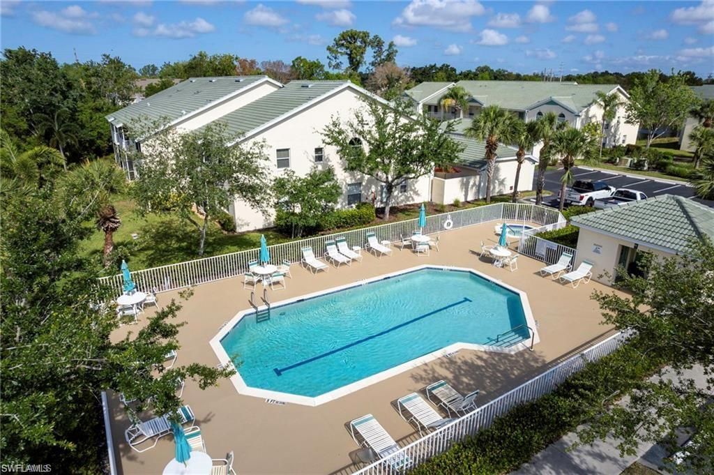 4945 Cougar Ct S, Unit 105, Naples, FL 34109 Photo