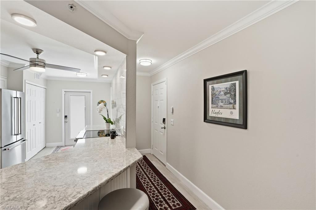 4945 Cougar Ct S, Unit 105, Naples, FL 34109 Photo