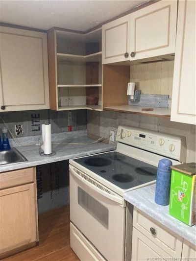 1574 NE Oriole Avenue, Stuart, FL 34994 Photo
