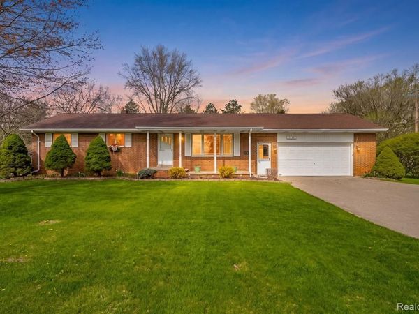 5740 Mill Street, Peck Vlg, MI 48466