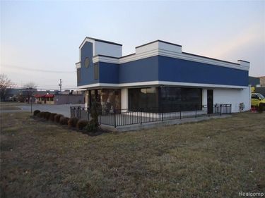 1175 E 14 MILE Road , Troy, MI 48083