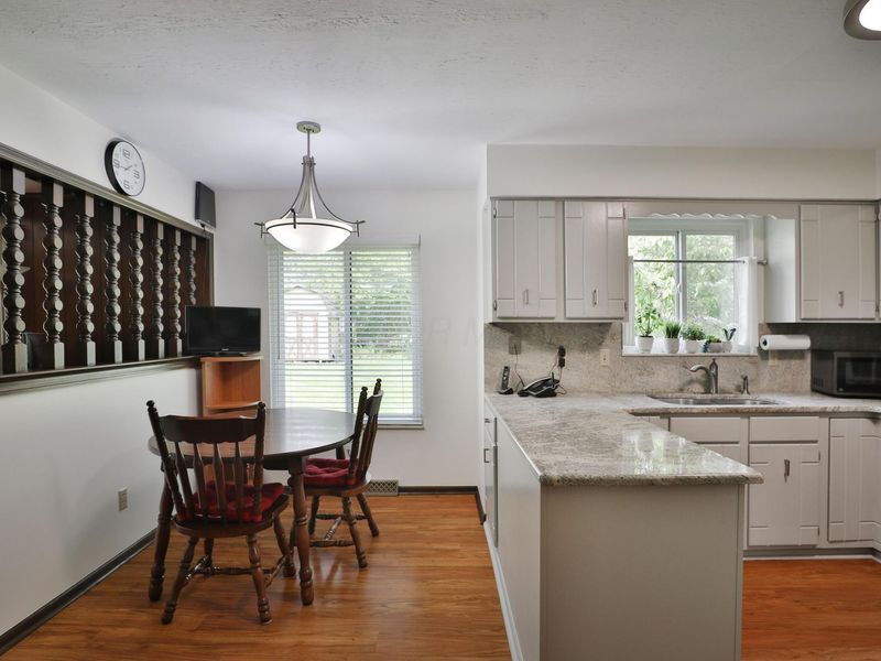 914 Loch Ness Avenue, Columbus, OH 43085 Photo 10