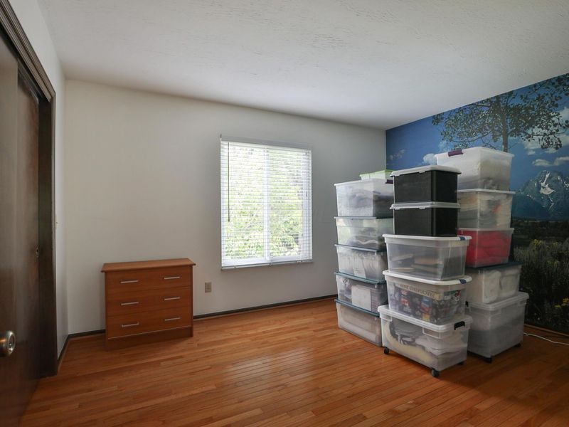 914 Loch Ness Avenue, Columbus, OH 43085 Photo 29