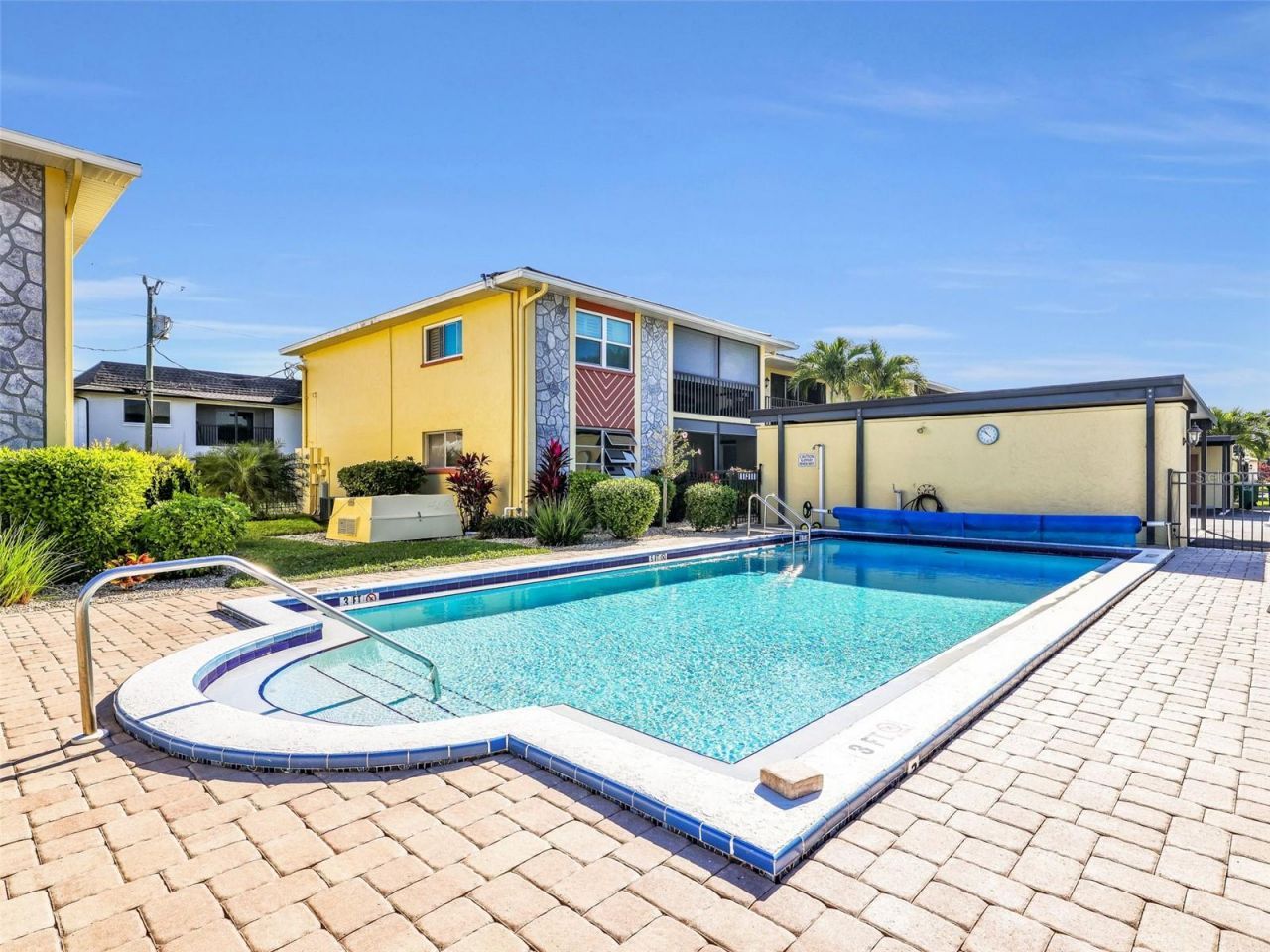 4021 SE 19th Avenue , Unit 201, Cape Coral, FL 33904 Photo