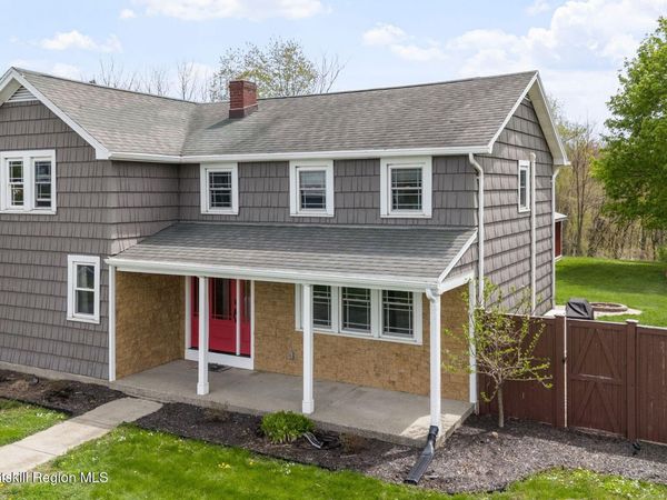 2188 U.S. 9 , Kinderhook, NY 12106