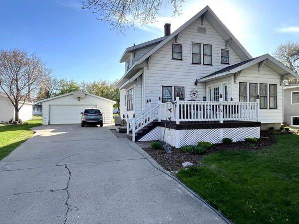 315 1st Street SE, Clara City, MN 56222