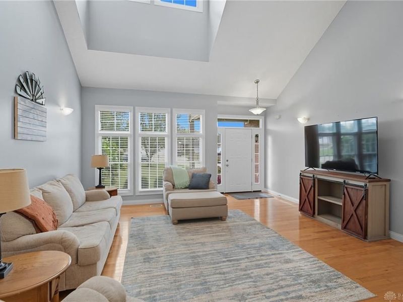 582 Storm Court, Tipp City, OH 45371 Photo 13