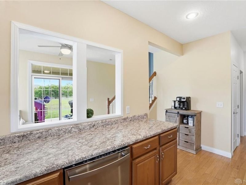 582 Storm Court, Tipp City, OH 45371 Photo 17