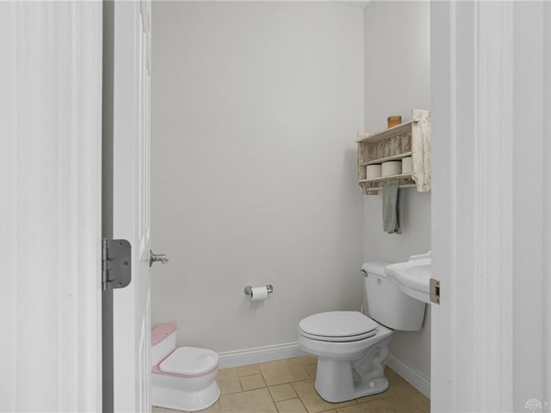 582 Storm Court, Tipp City, OH 45371 Photo 19