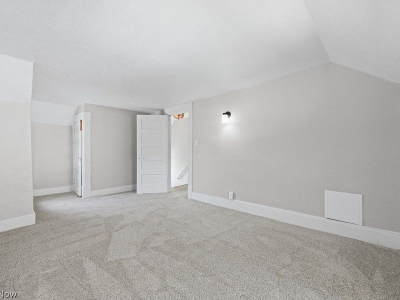 260 W Washington Street, Alliance, OH 44601 Photo 12