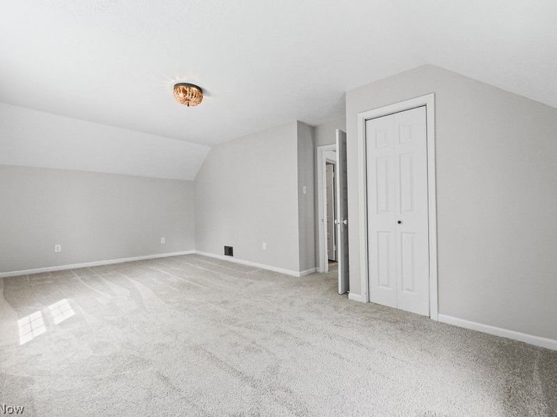 260 W Washington Street, Alliance, OH 44601 Photo 14