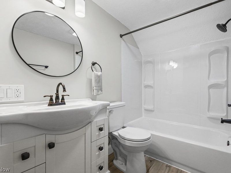 260 W Washington Street, Alliance, OH 44601 Photo 17