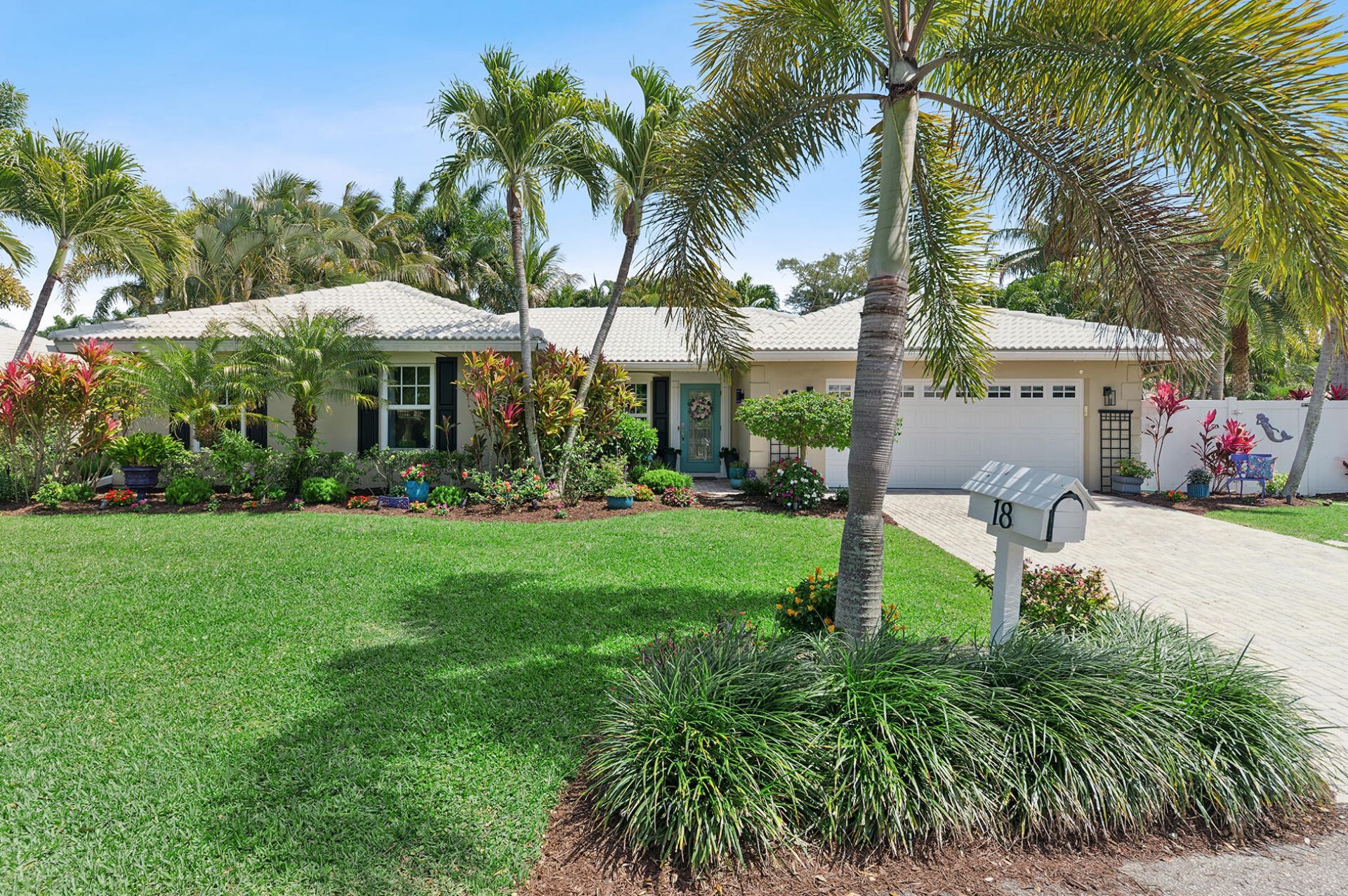 18 NW 25th Court, Delray Beach, FL 33444 Main Photo
