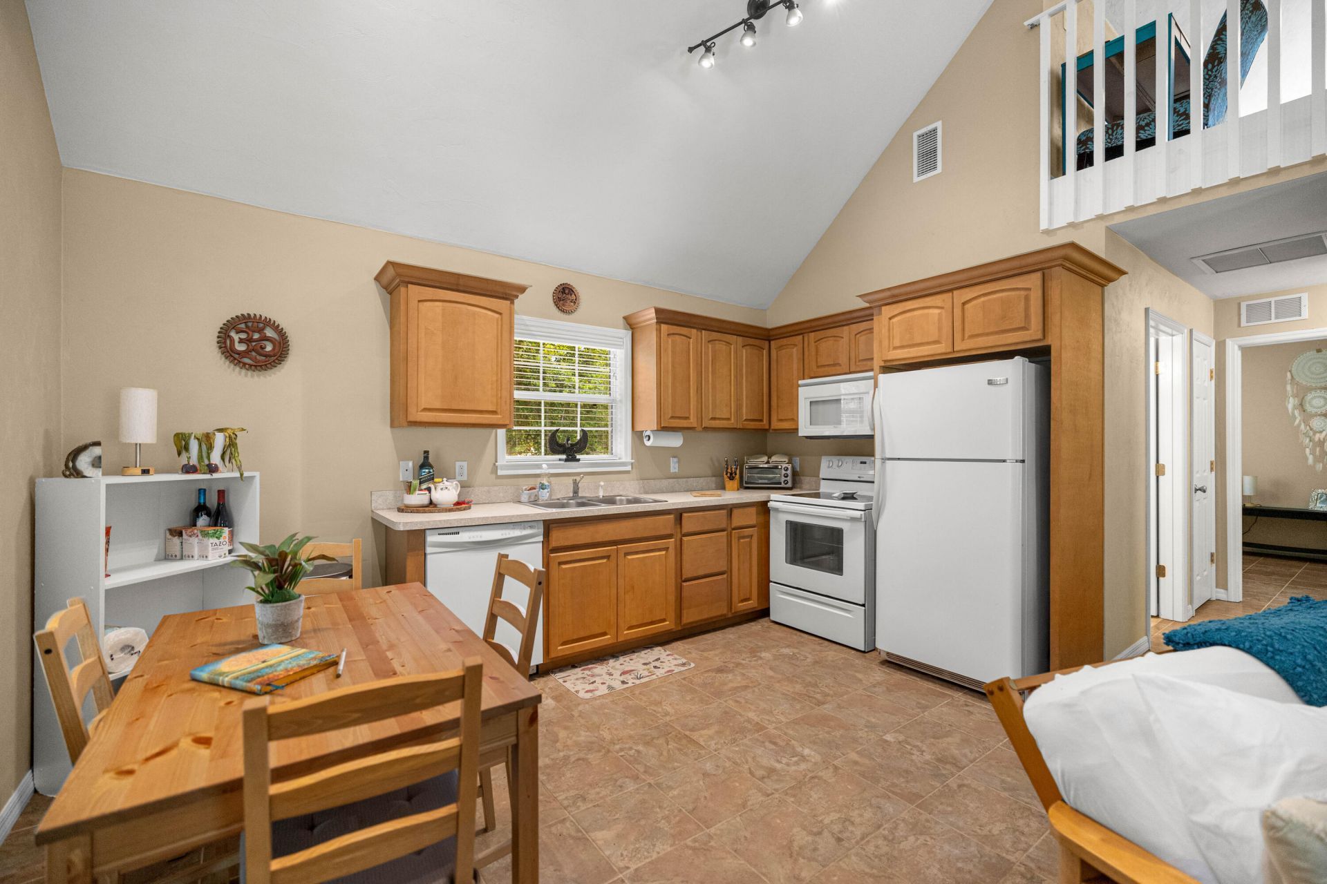 694 SW Quarter Lane, Fort White, FL 32038 Photo