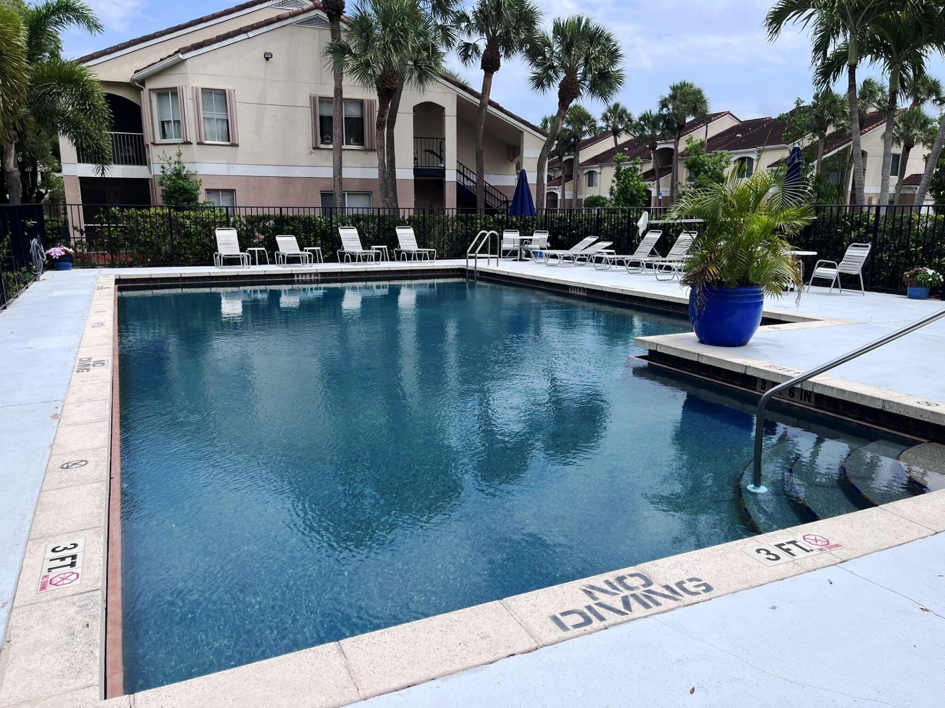 815 W Boynton Beach Boulevard, Unit 11-107, Boynton Beach, FL 33426 Photo