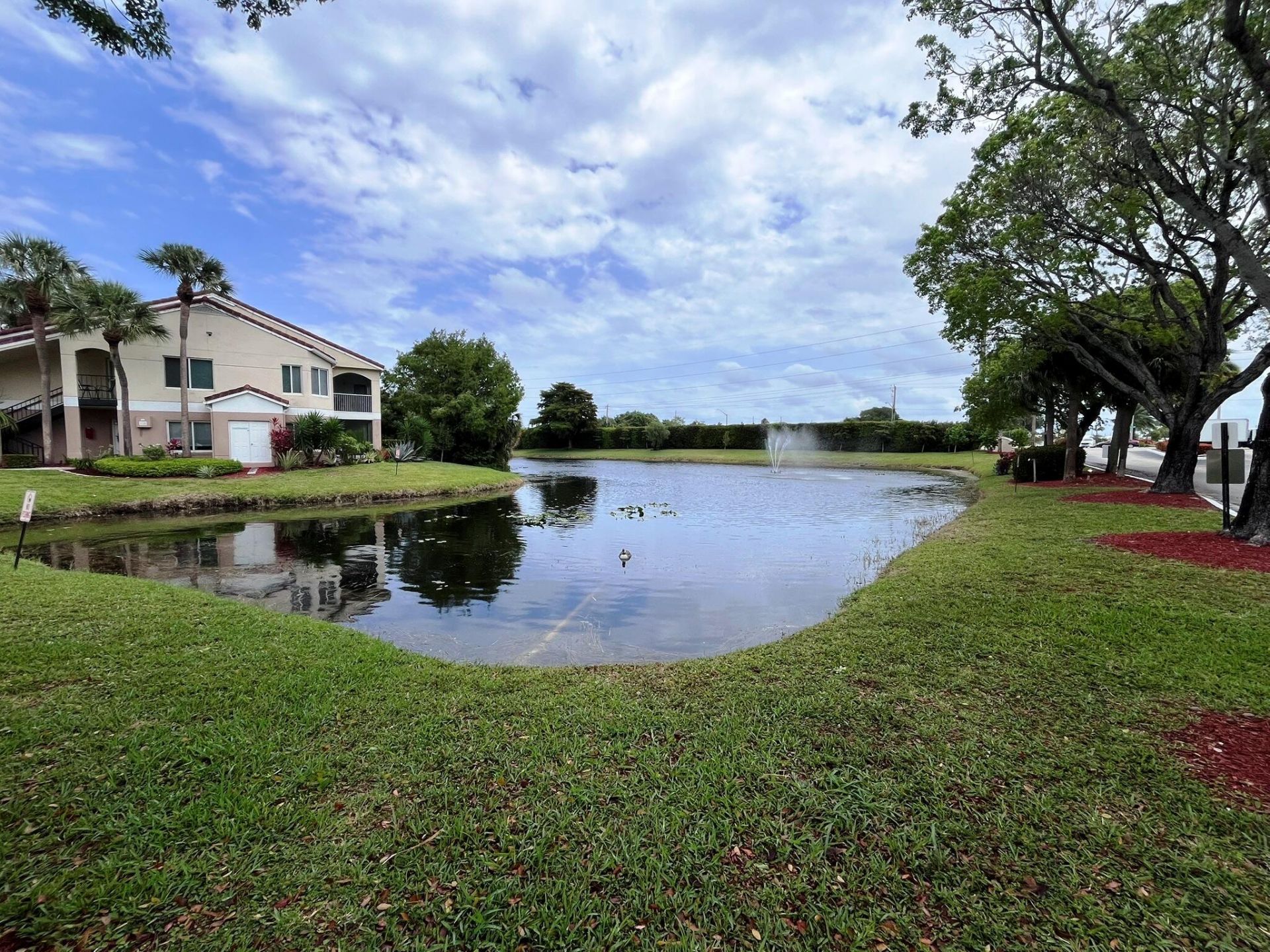 815 W Boynton Beach Boulevard, Unit 11-107, Boynton Beach, FL 33426 Photo