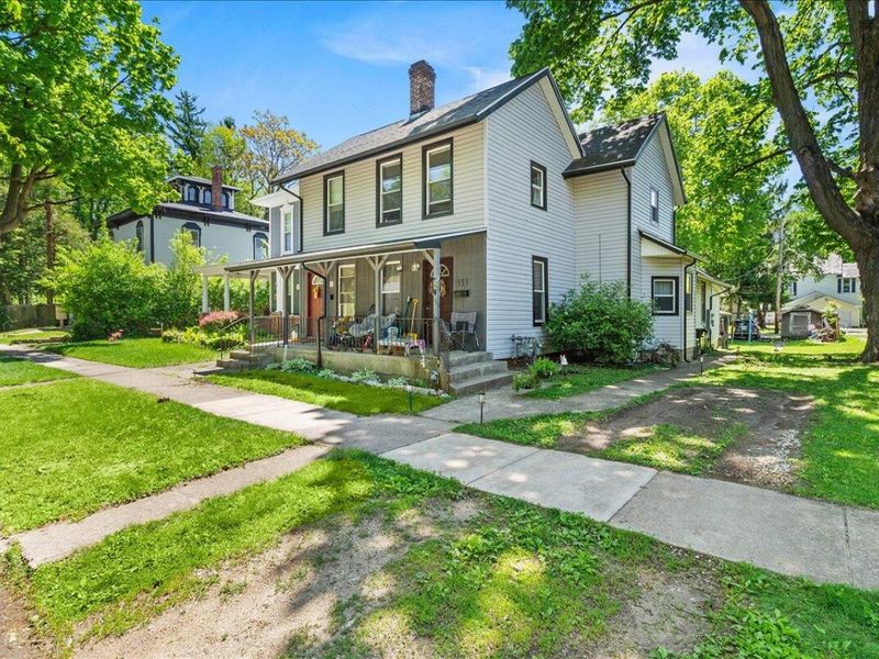 333 E Court Street, Urbana, OH 43078 Photo 2