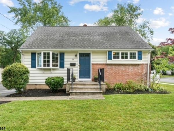 26 Wayne Blvd, Madison, NJ 07940
