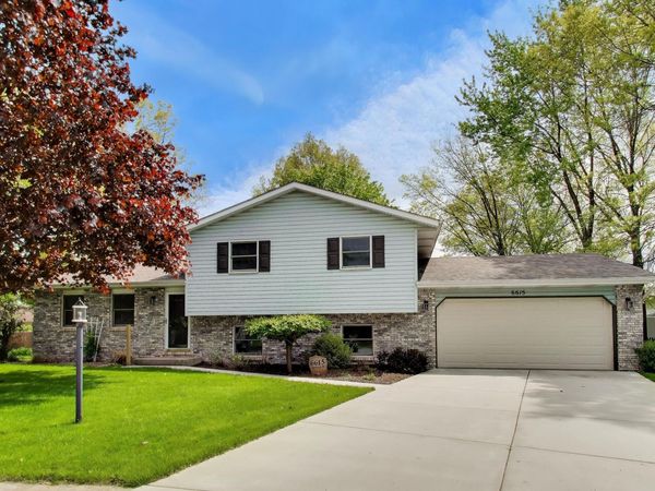 6615 Spruce Street , Portage, IN 46368
