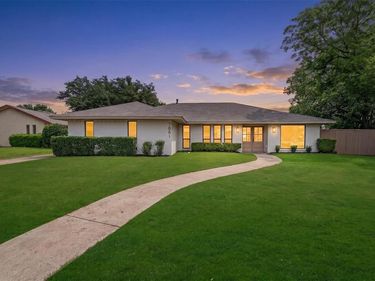 7881 La Cabeza Drive, Dallas, TX 75248