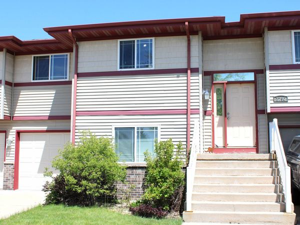 2750 Hazelnut Trail, Sun Prairie, WI 53590