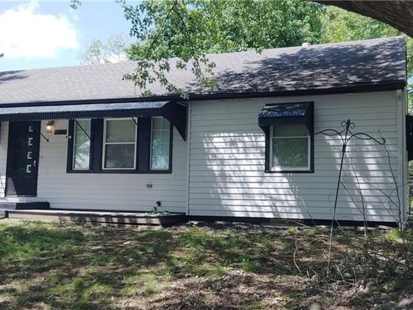 12308 E 42nd Street, Independence, MO 64055