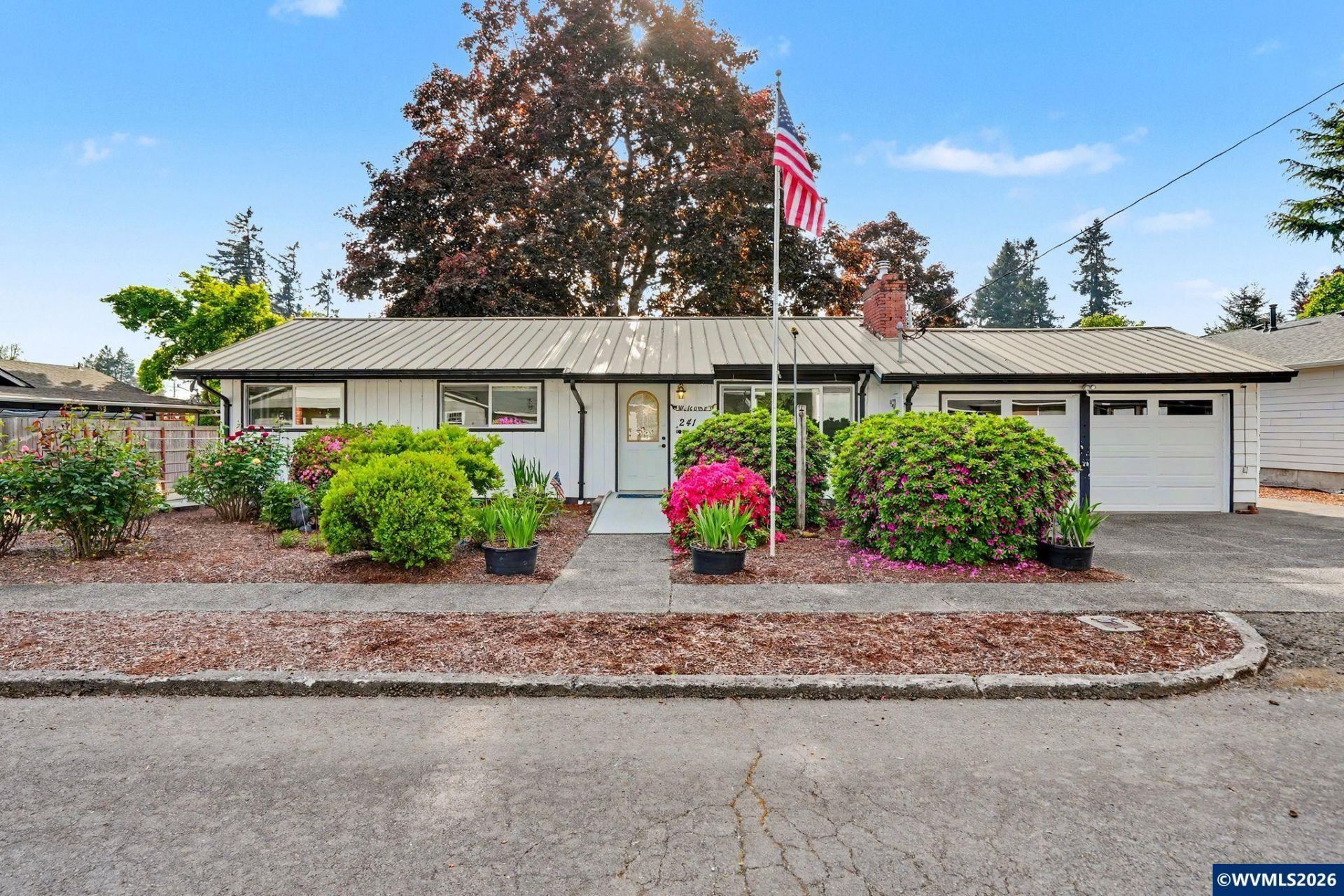 241 N Fern Av, Stayton, OR 97383 Main Photo