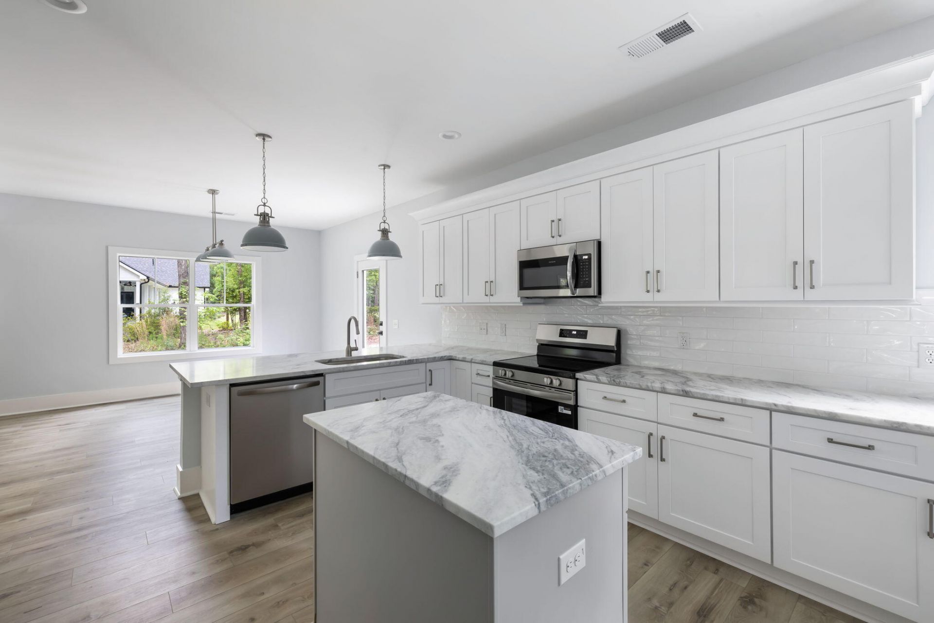 3914 Chisolm Road Photo 13