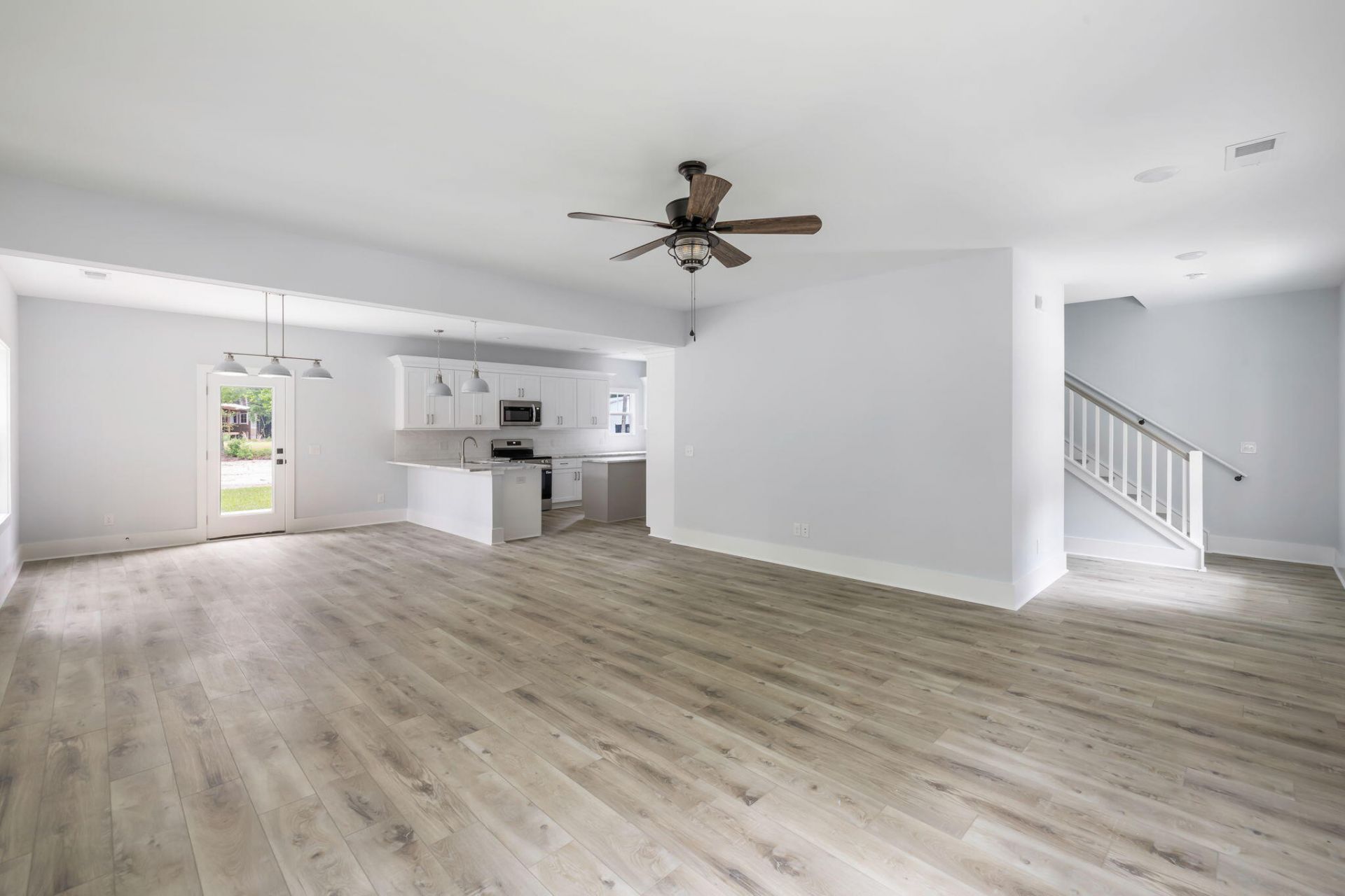 3914 Chisolm Road Photo 7