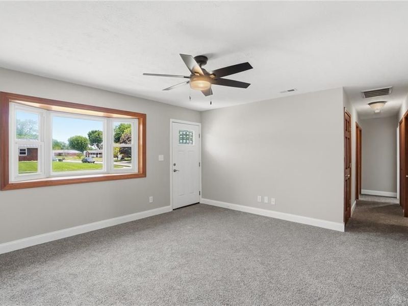 664 Nevada Drive, Xenia, OH 45385 Photo 4