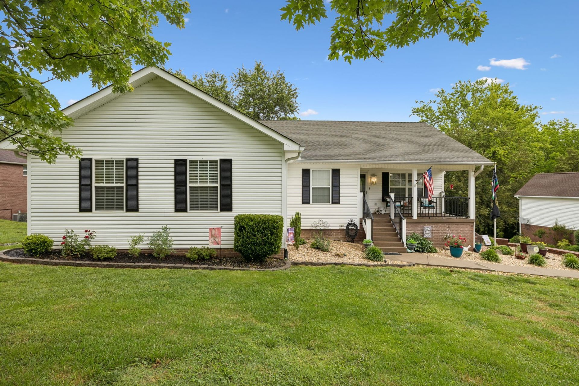 2040 Wild Cherry Ct, Lewisburg, TN 37091 Main Photo
