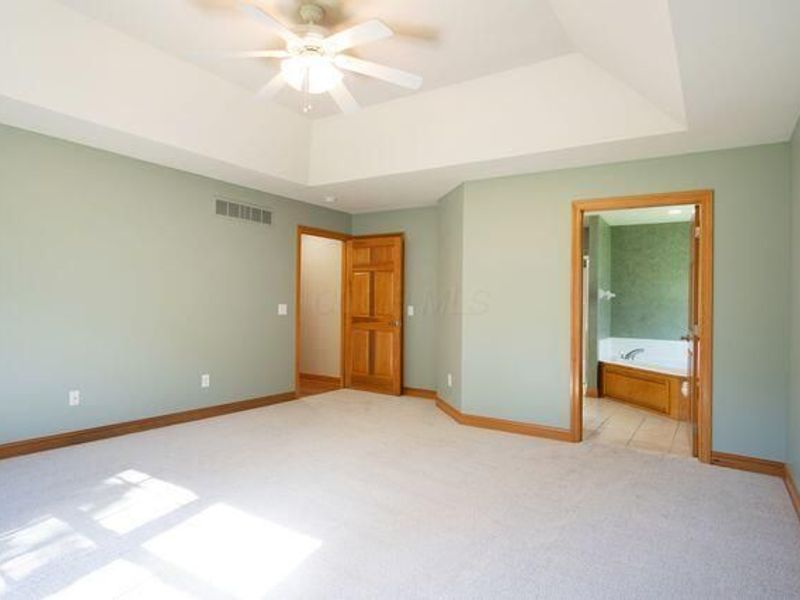9815 Malibu Court, Plain City, OH 43064 Photo 14