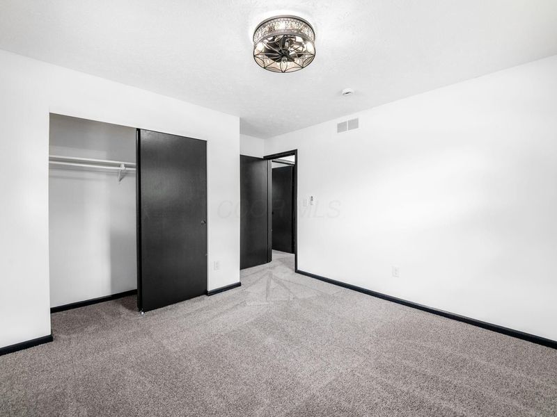 5480 Cedarbush Road , Columbus, OH 43229 Photo 44