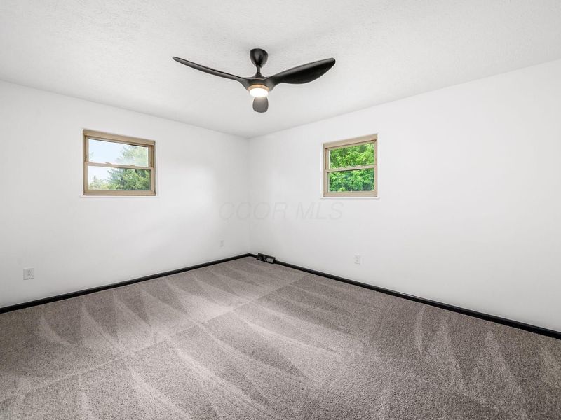 5480 Cedarbush Road , Columbus, OH 43229 Photo 46