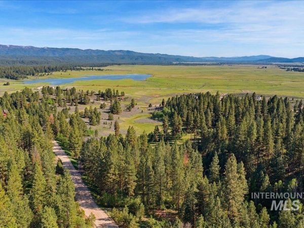 45 Joshua Drive, Cascade, ID 83611