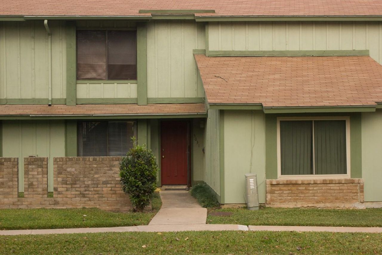 5031 Fort Clark Dr, Austin, TX 78745 Main Photo
