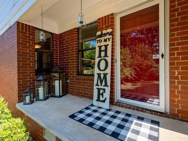 38 Woodlore Cir, Little Rock, AR 72211
