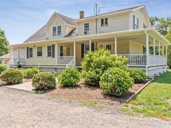 515 Winthrop St, Unit #2, Rehoboth, MA 02769
