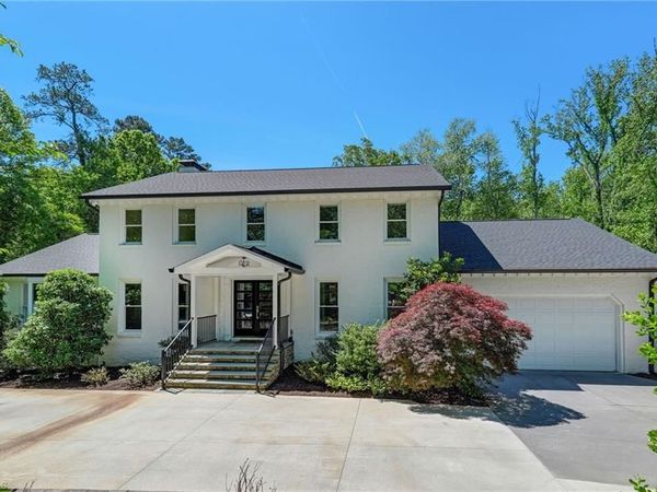 1211 Lakewood Drive , Greensboro, NC 27410
