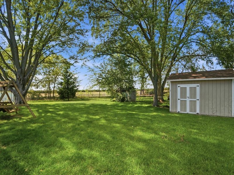 436 Hathaway Court, West Jefferson, OH 43162 Photo 3