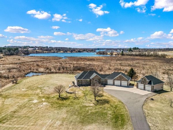 44154 Skogman Lake Road , Cambridge, MN 55008