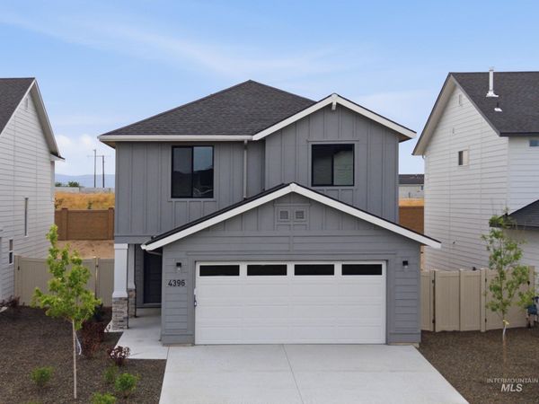4396 N Alameda Creek Ave, Meridian, ID 83646