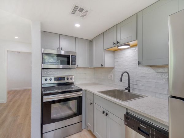 2500 Burleson RD, Unit 701, Austin, TX 78741